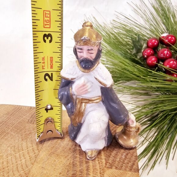 Vintge 3" Christmas Nativity Wise Man King Celluloid Hard Plastic Manger Wisemen - Picture 5 of 6